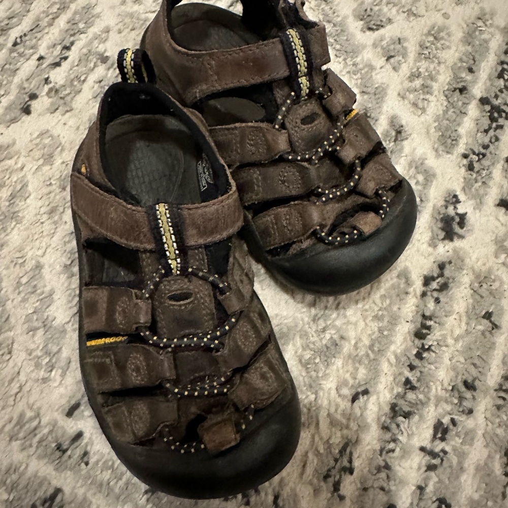 Keen brown toddler leather waterproof hiking outdoor sandals sz 9 - Picture 3 of 6